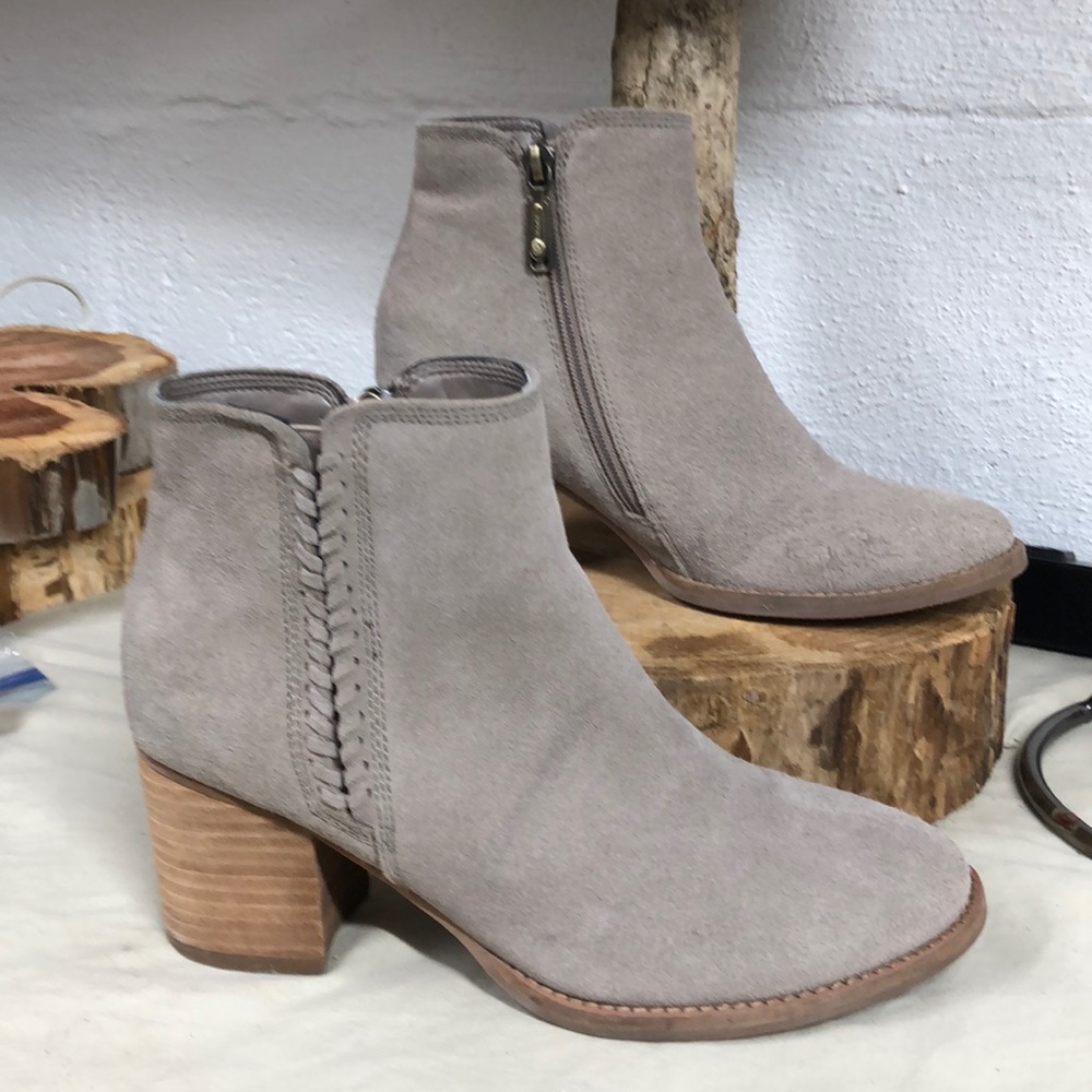 Blondo Suede Zip Up Ankle Boots Waterproof